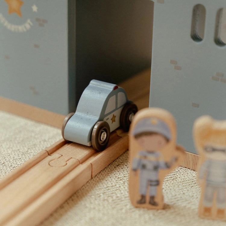 LITTLE DUTCH. Police station FSC