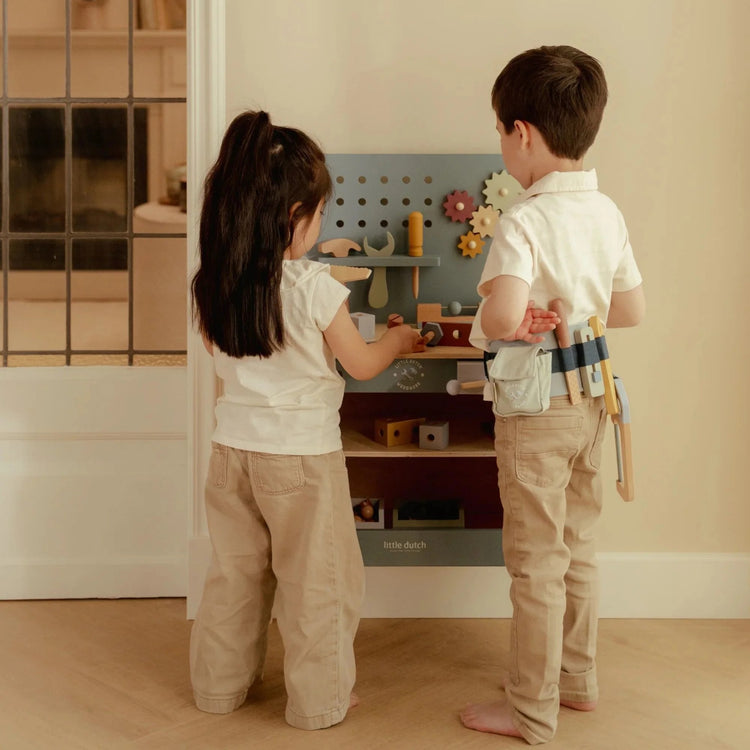 LITTLE DUTCH. Wooden workbench FSC