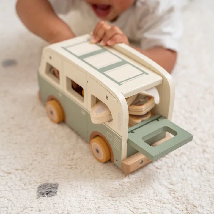 LITTLE DUTCH. Vintage bus FSC