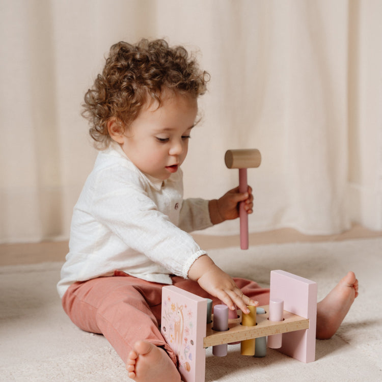 LITTLE DUTCH. Pounding Bench Fairy Garden FSC