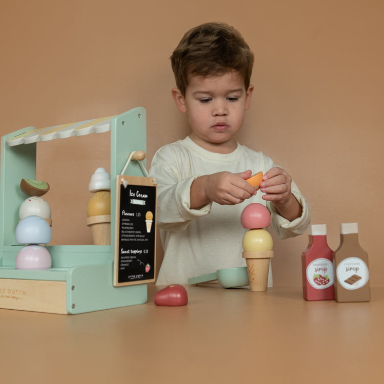 LITTLE DUTCH. Toy Ice Cream Shop FSC