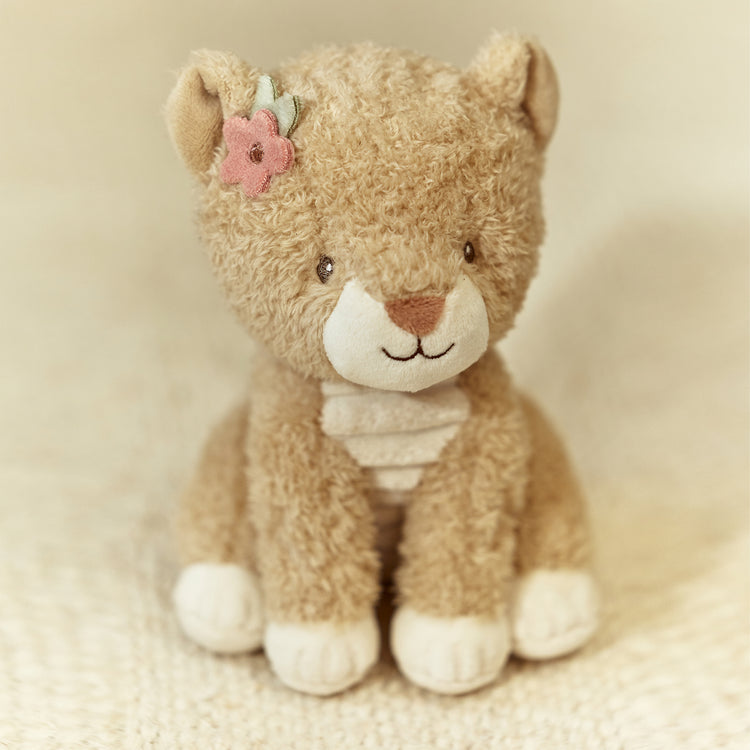 LITTLE DUTCH. Cuddle Lioness Safari Friends 17cm GRS
