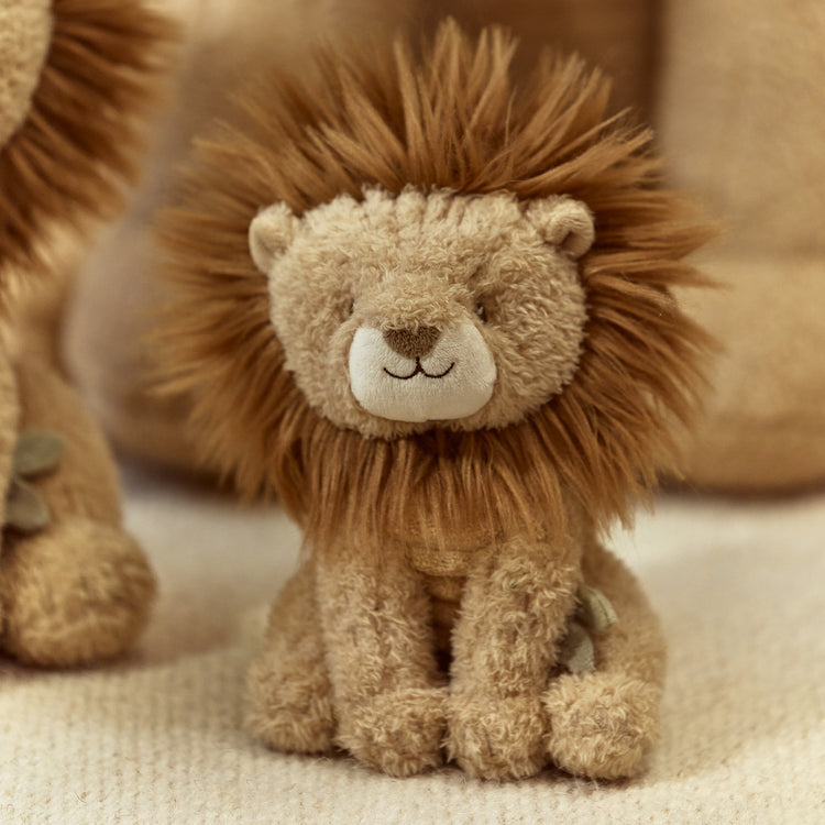 LITTLE DUTCH. Υφασμάτινο λιονταράκι Safari Friends 17εκ. GRS