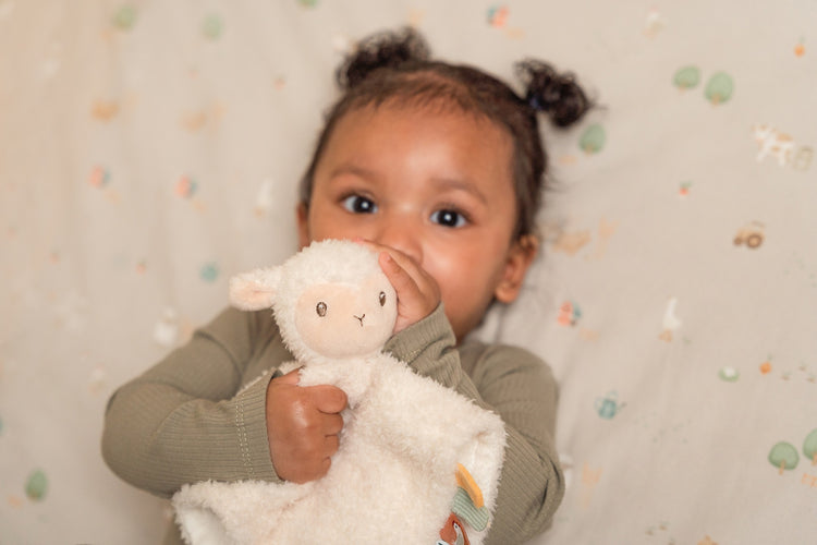 LITTLE DUTCH. Cuddle cloth sheep Little Farm
