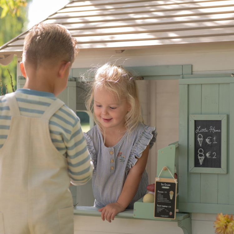 LITTLE DUTCH. Playhouse FSC