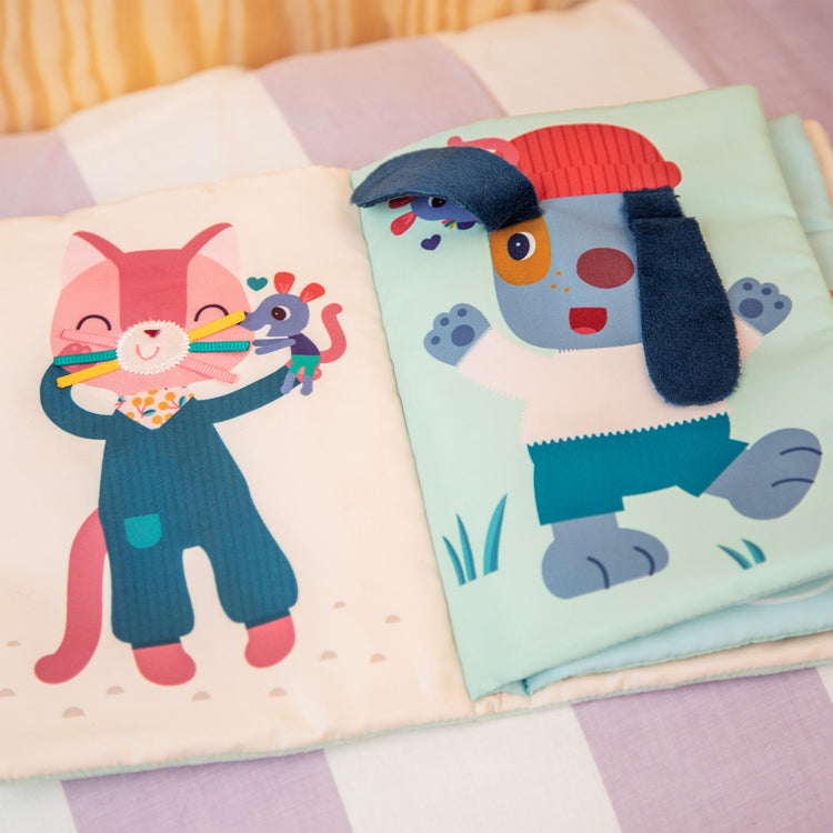 LILLIPUTIENS. Activity book Nina dresses up