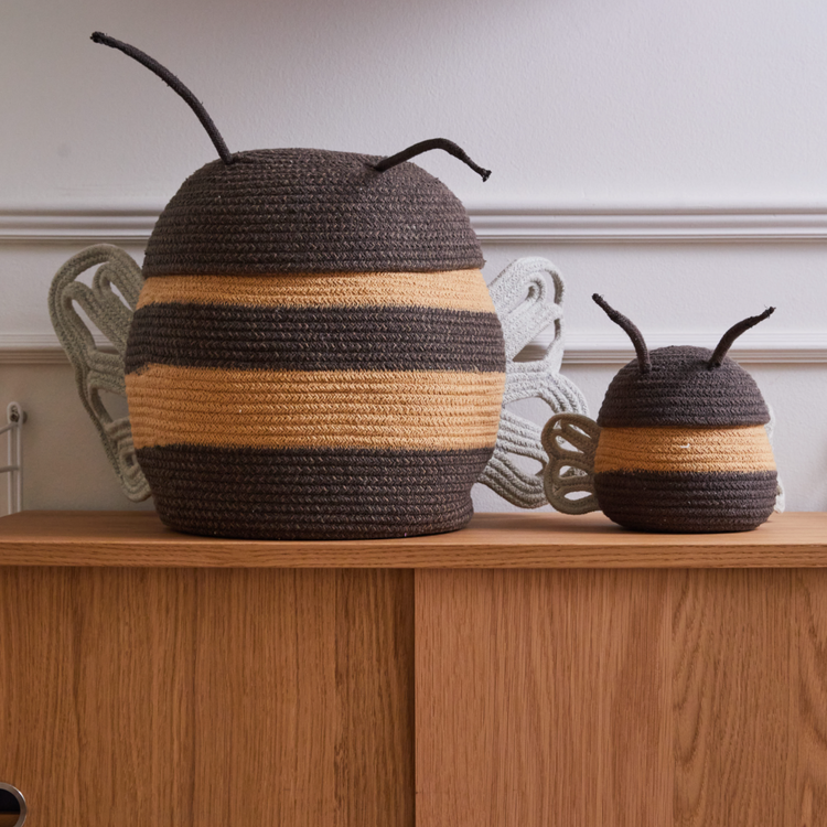 Lorena Canals. Basket Baby Bee