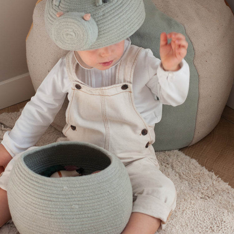 Lorena Canals. Basket Henry the Hippo