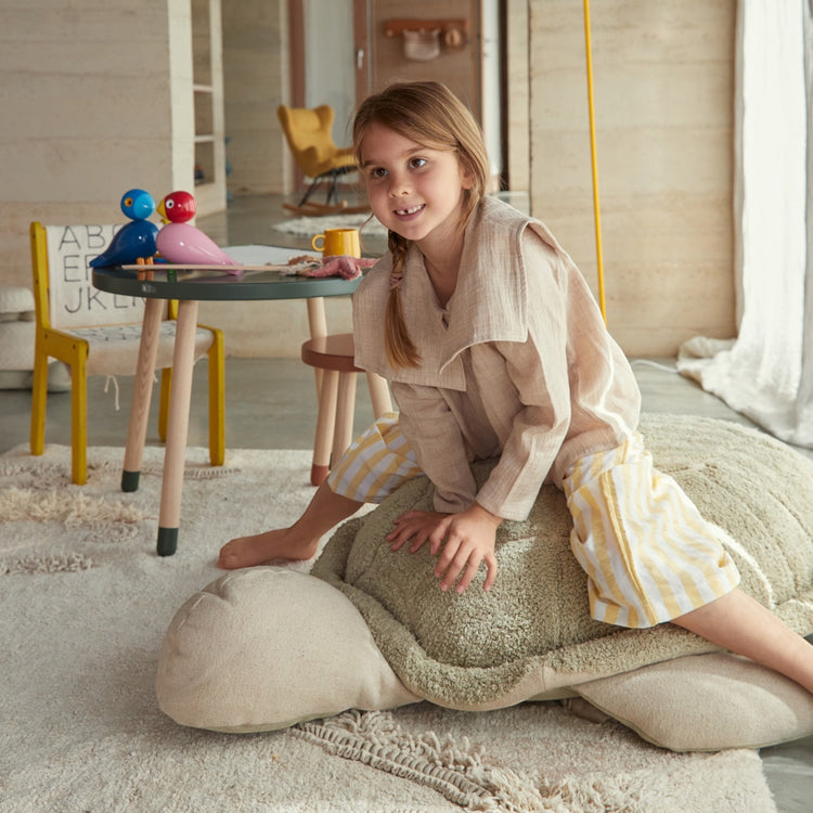 Lorena Canals. Pouf Mrs. Turtle