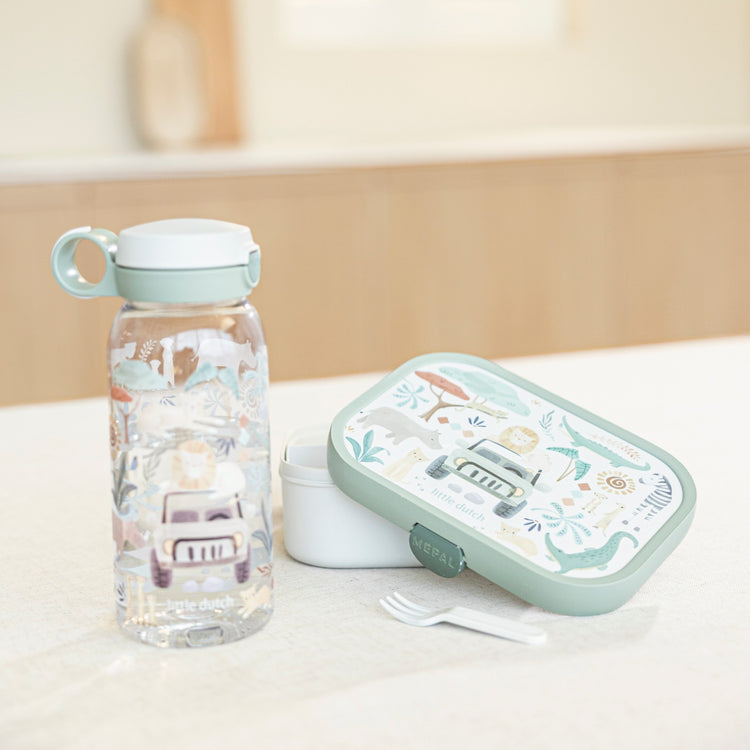 LITTLE DUTCH. Drinking bottle with flip cap Campus 600 ml - Safari Friends