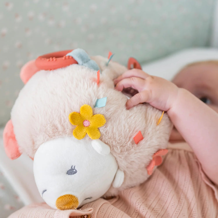 MILA, ZOE & LANA. Activity cuddly hedgehog Zoe