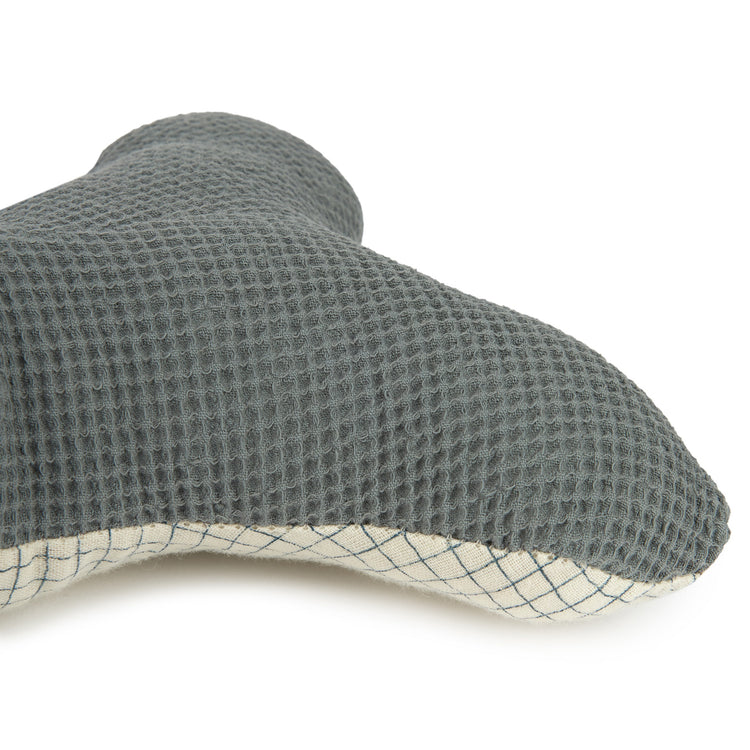 WABI SABI. Whale cushion