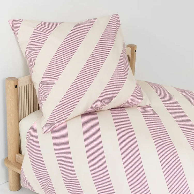 SHELDON. Pillow case Lilac Diagonal Stripes 60x60