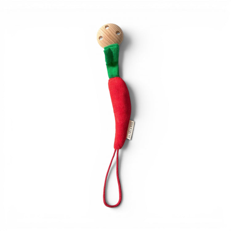OLI&CAROL. Pacifier hanger Chili
