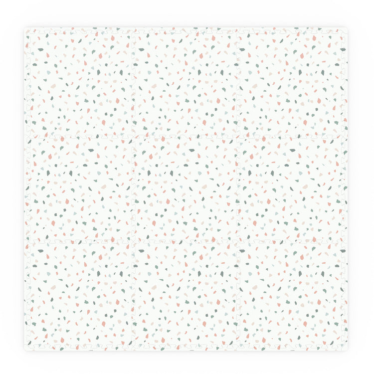 PLAY&GO. EEVAA playmat - puzzle - storage box - Alphabet