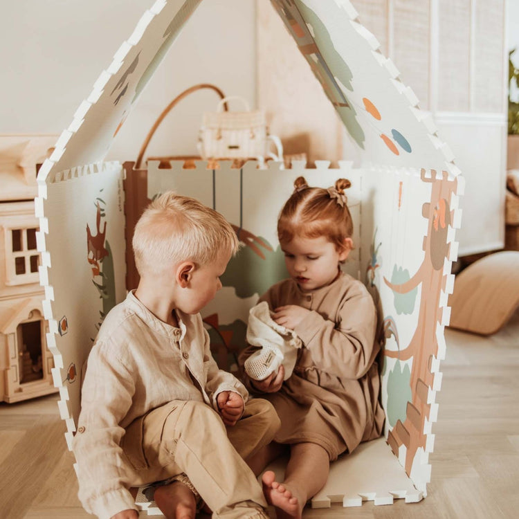 PLAY&GO. EEVAA playmat - puzzle - storage box - Treehouse