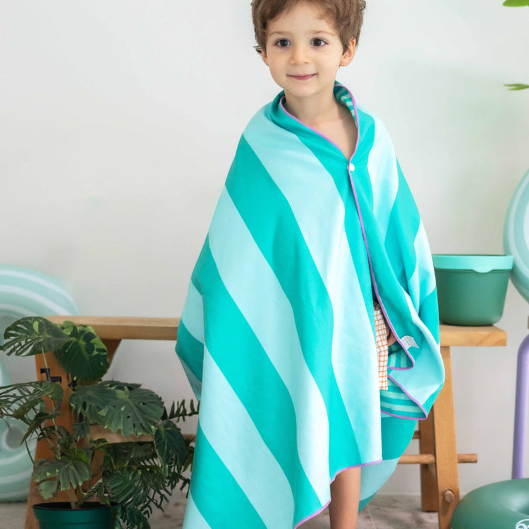 Quut. Play towel Safari 140x70 cm