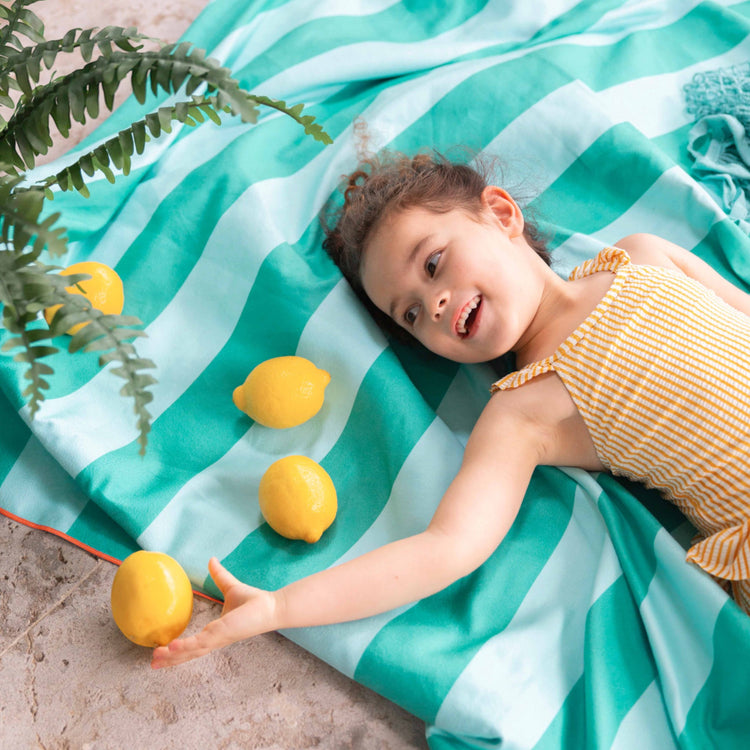 Quut. Play towel Safari 180x100 cm