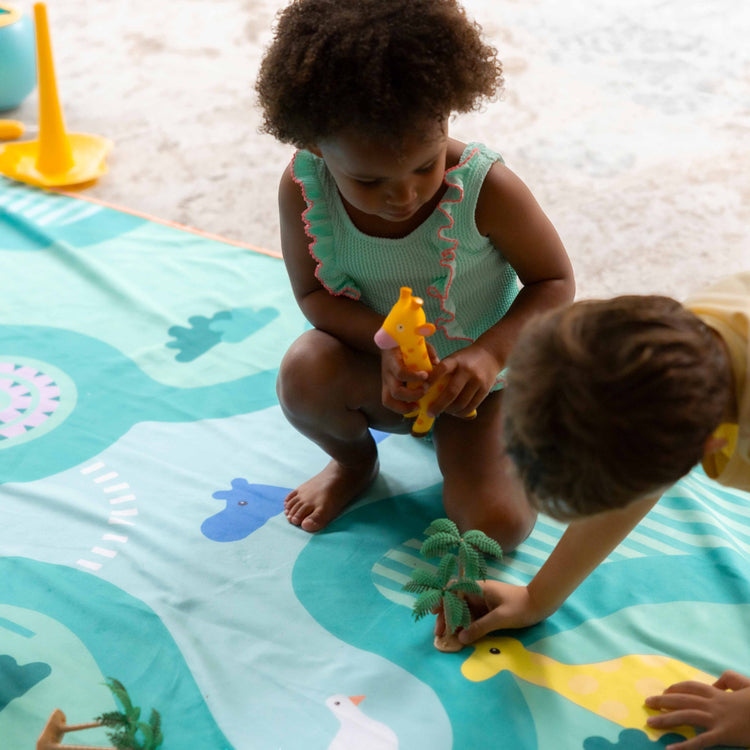 Quut. Play towel Safari 180x100 cm