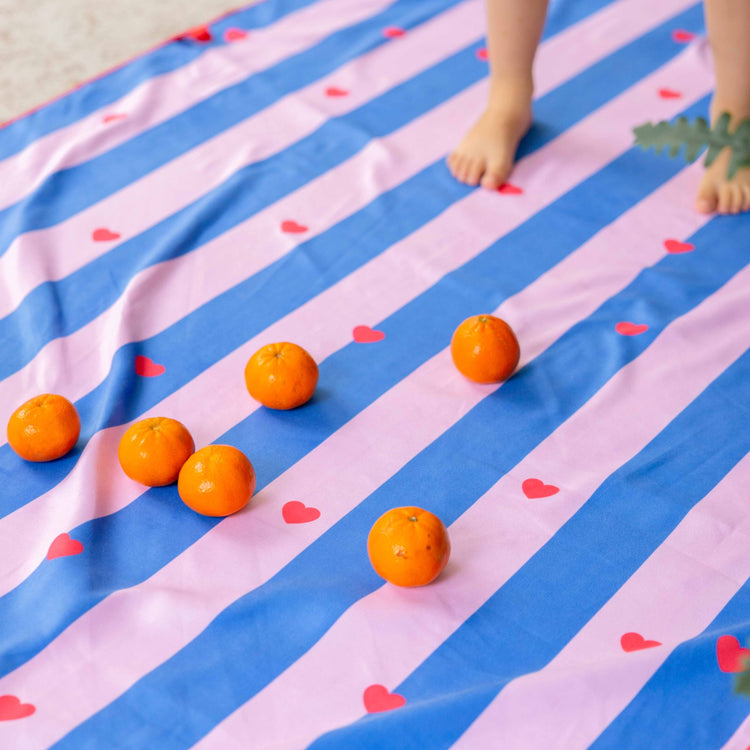 Quut. Play towel Lighthouse pink 180x100 cm