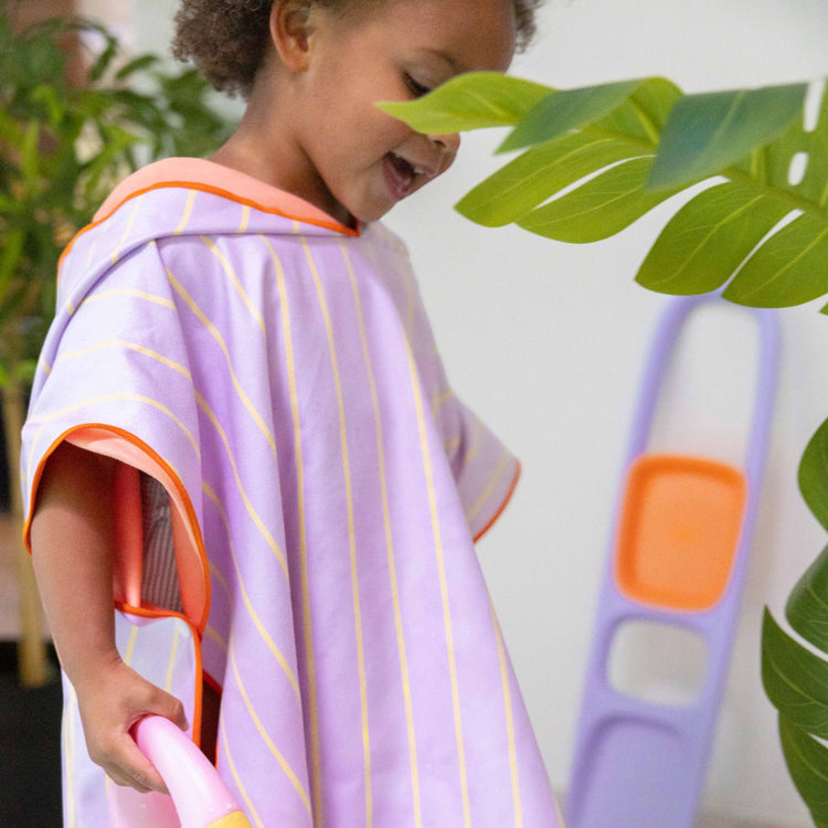 Quut. Poncho Lavender
