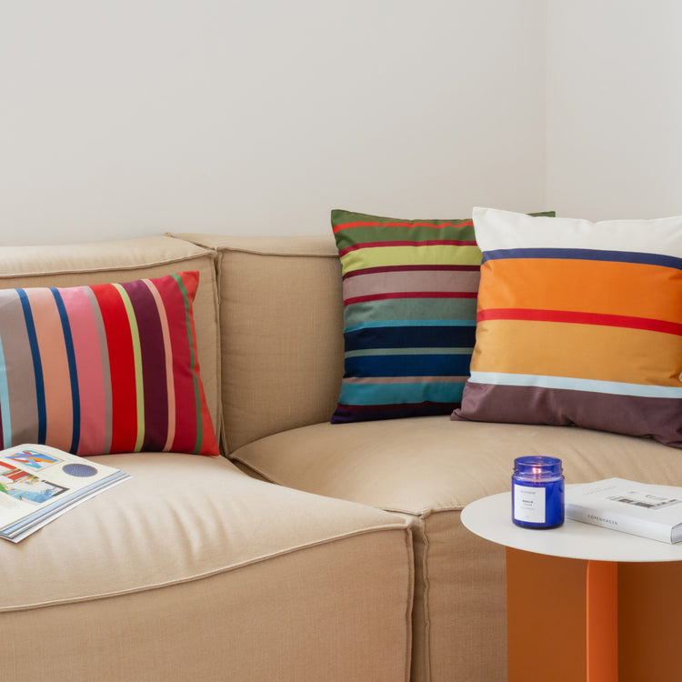 REMEMBER. Cushion Cambridge square