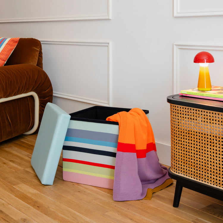 REMEMBER. Seat Box Stripes