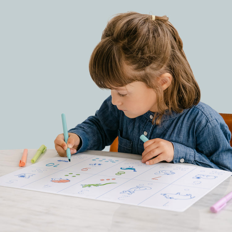 SUPER PETIT. Reversible colouring placemat set Numbers