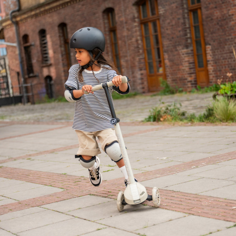 Scoot and Ride. Highwaykick 3S ash