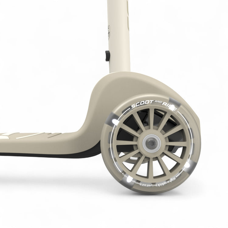 Scoot and Ride. Highwaykick 3S ash