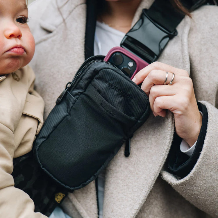 WILDRIDE. Slide on Bag Black