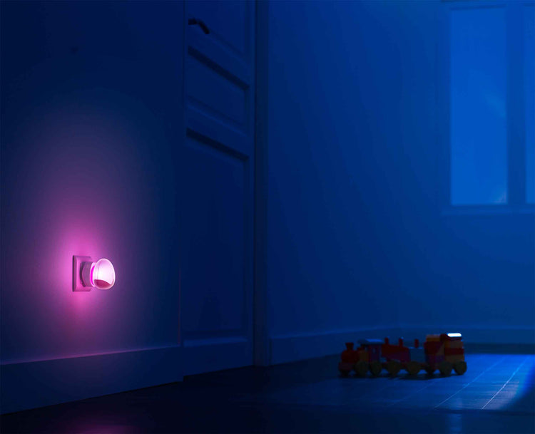 RG02-P-PBOPS. Automatic night light (pink)