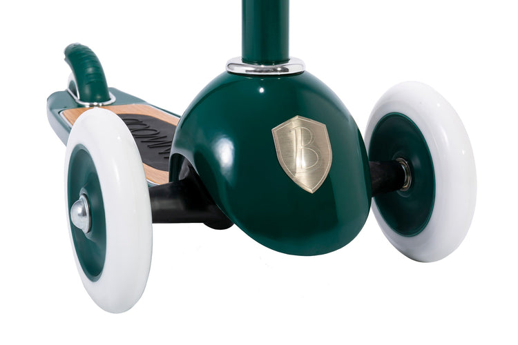 BANWOOD. Scooter Green