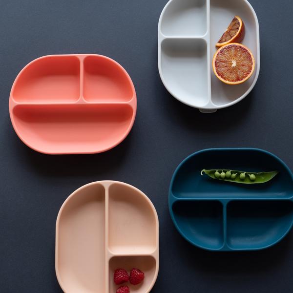 EKOBO. Bambino Silicone Divided Plate with suction foot Coral
