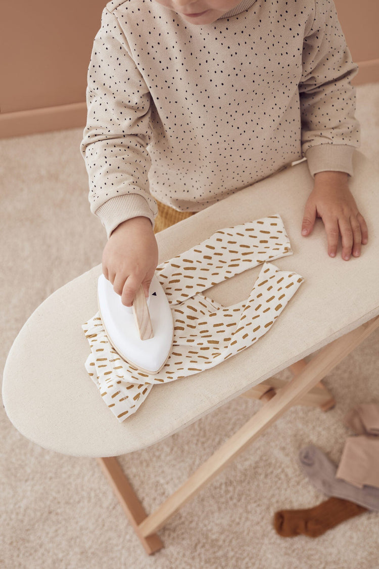 KIDS CONCEPT. Iron board with iron KID'S HUB
