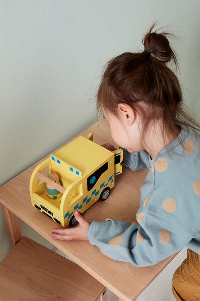 KIDS CONCEPT. Ambulance AIDEN
