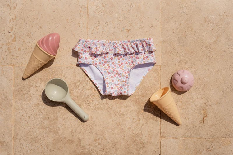 LITTLE DUTCH. Swim pants ruffles Summer Flowers