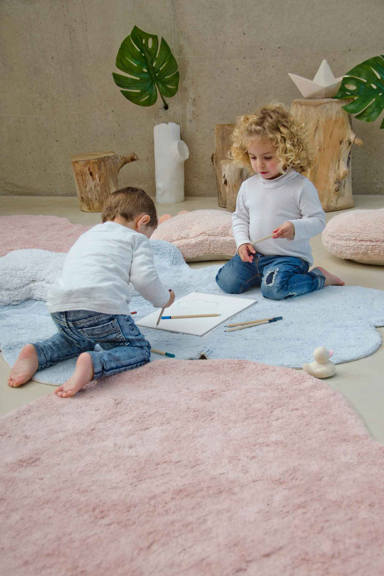 Lorena Canals. Washable Rug Puffy heart with cushion (pink)