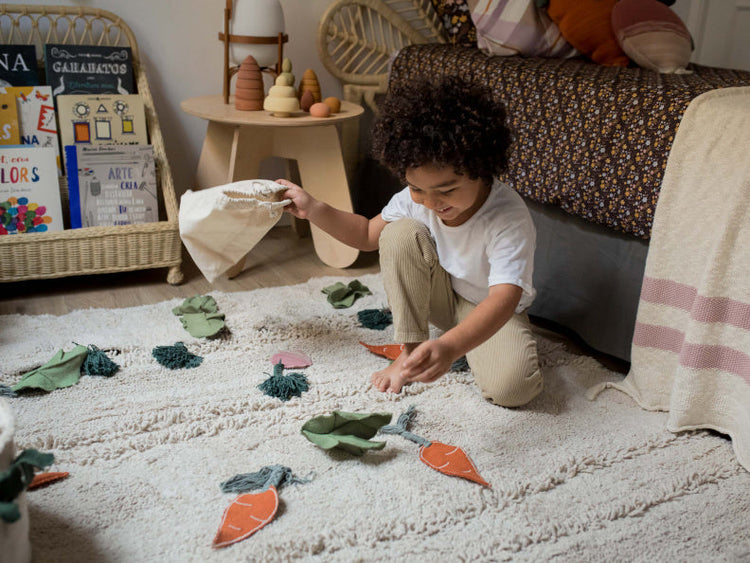 Lorena Canals. Washable Rug Veggie Garden. 120x160