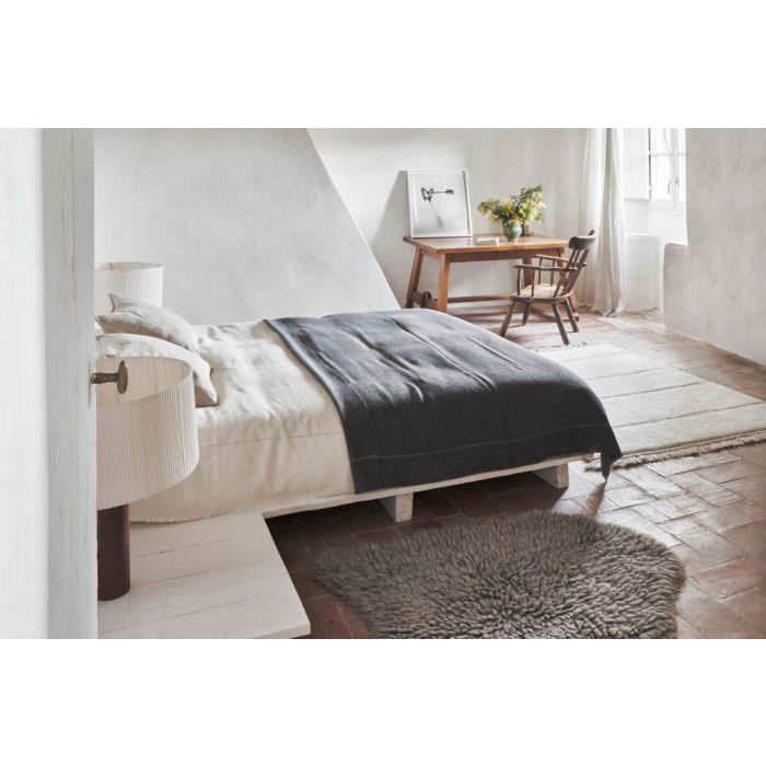 Lorena Canals. Woolable Rug Woolly - Sheep Grey 75 x 110 cm