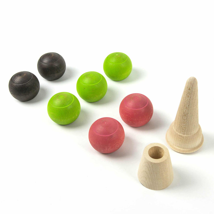 MILANIWOOD. Spash! An ice cream balancing acts