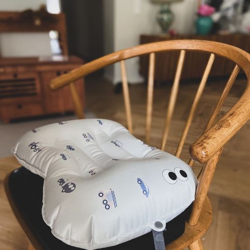 NOUI NOUI. Seat Cushion - Little Wheels