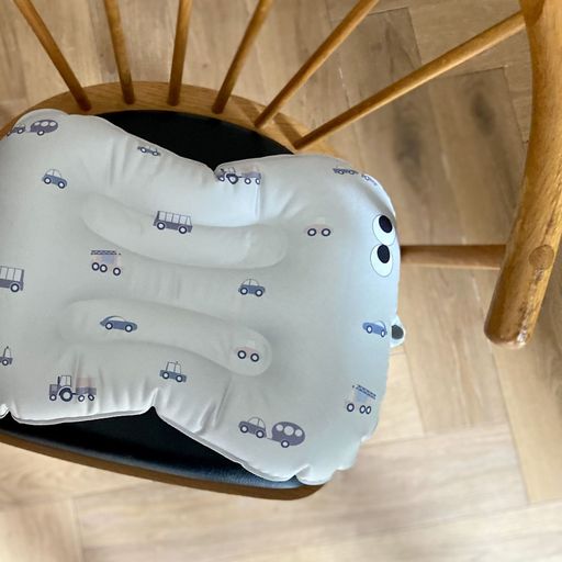 NOUI NOUI. Seat Cushion - Little Wheels