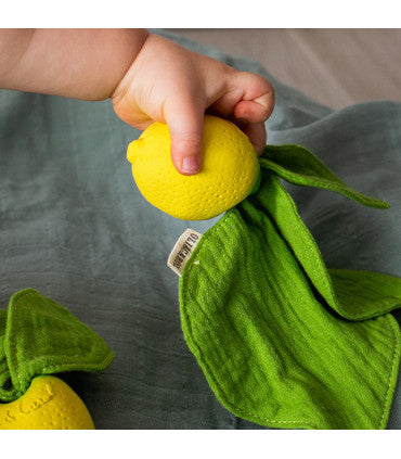 OLI&CAROL. John Lemon Mini Doudou-Teether