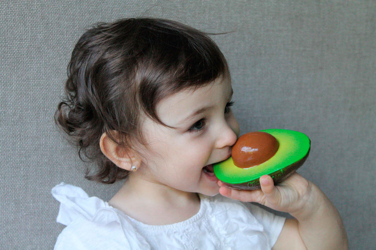 OLI&CAROL. Baby teether Arnold the avocado