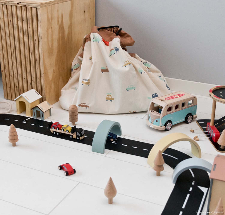 PLAY&GO. 2 in 1 storage bag and playmat. Cars