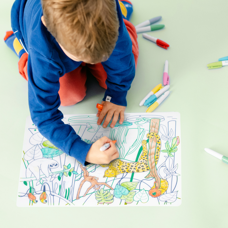 SUPER PETIT. Colouring placemat Amazon Rainforest