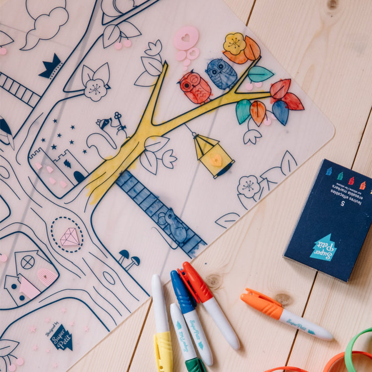 SUPER PETIT. Colouring placemat Artiste Magic Tree