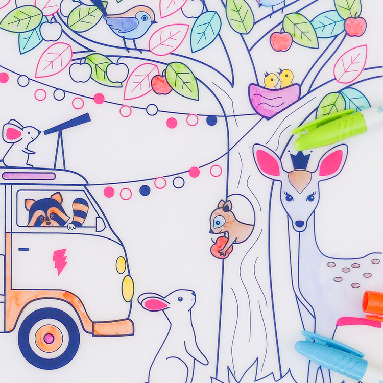 SUPER PETIT. Colouring placemat Artiste Dream Van