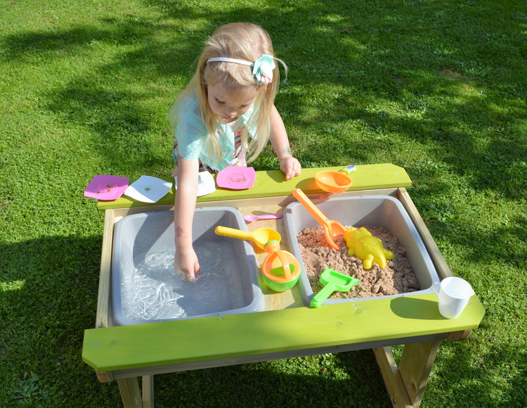 Wendi Toys. T2 Deluxe Picnic Table with Benches